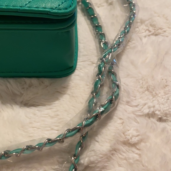 NWT Badgley Mischka Green Large Convertible Clutch - Picture 7 of 7